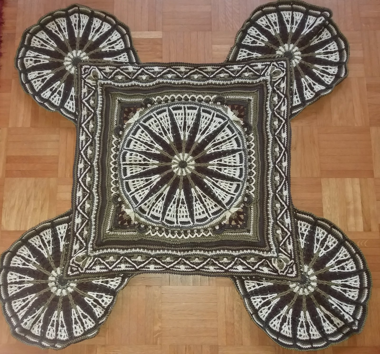 Uusi CAL projektini Baby Henrys designer Heirloom osa 2 / My Baby