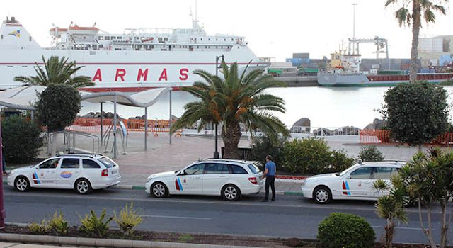 PARADA%2BTAXIS%2BAVDA - Fuerteventura.- Servicio de Taxis de Puerto del Rosario  se reduce al 22 %