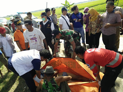 LAKI LAKI BERSEPEDA ONTHEL DITEMUKAN MENINGGAL DI PEREMPATAN JALAN
