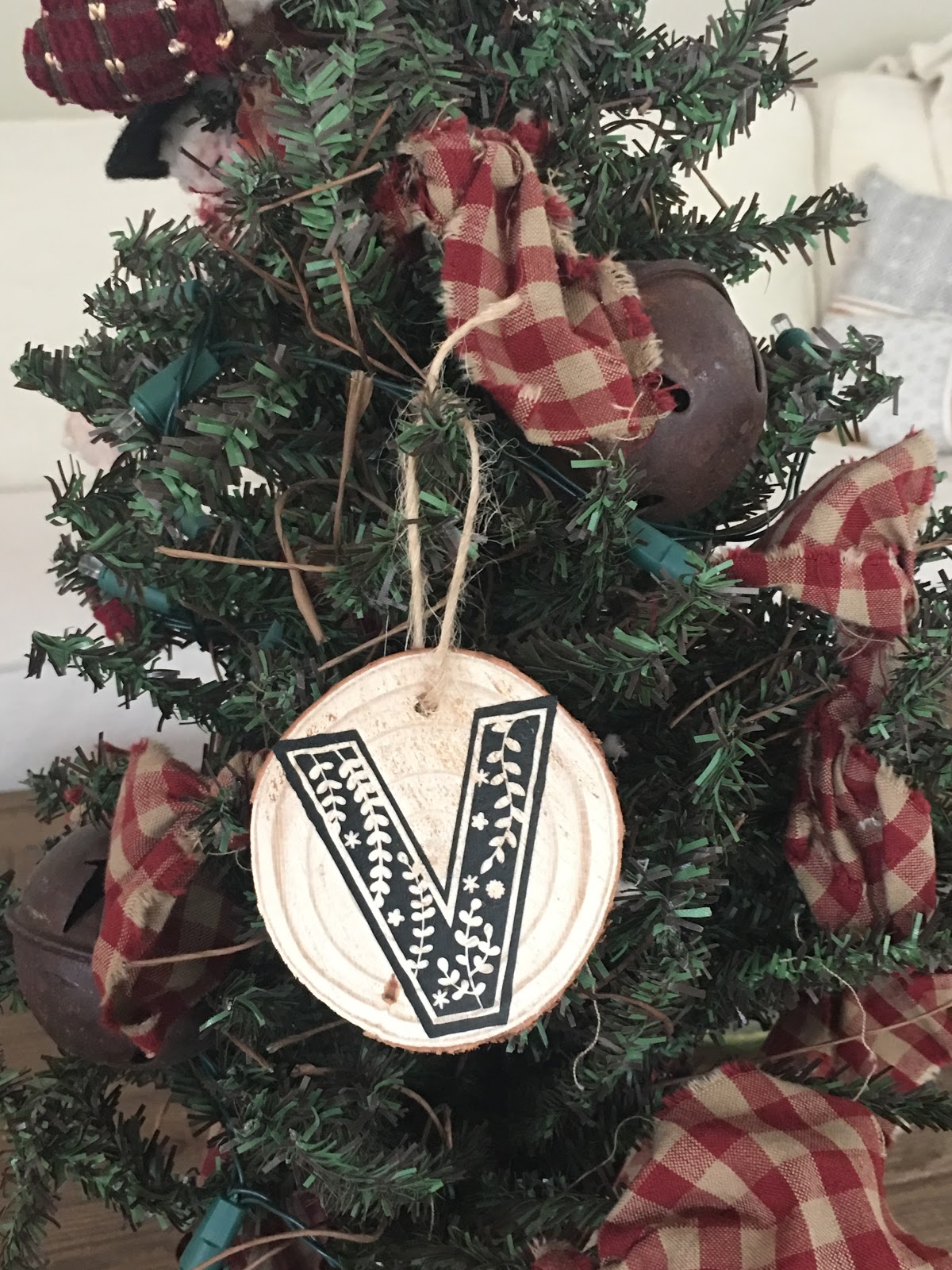 How to Add HTV to Wood Slices with a Heat Press Silhouette School