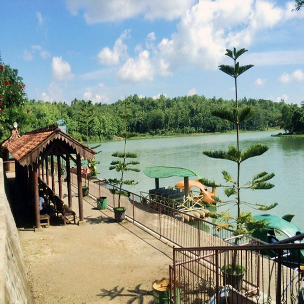 View of Jembangan, Wisata Alam Kebumen | Beautiful Indonesia