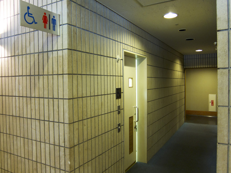 静岡市葵区バリアフリー情報 静岡県総合研修所もくせい会館「静岡県職員会館」