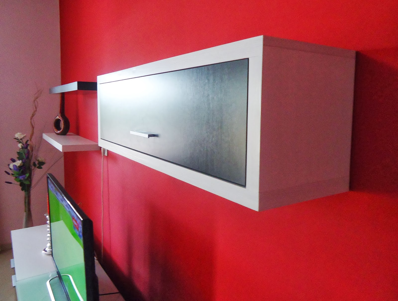 El Detalle, muebles diseñados a medida: Mueble para LCD, DVD y Home con