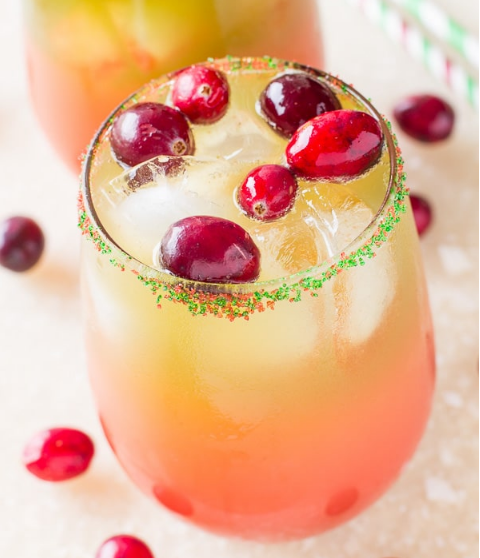 Holiday Punch #punch #drink #healthy #fresdrink #cocktail Holiday Punch #punch #drink #healthy #fresdrink #cocktail