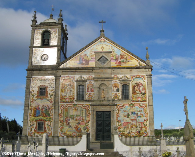 Valega church facade, Aveiro