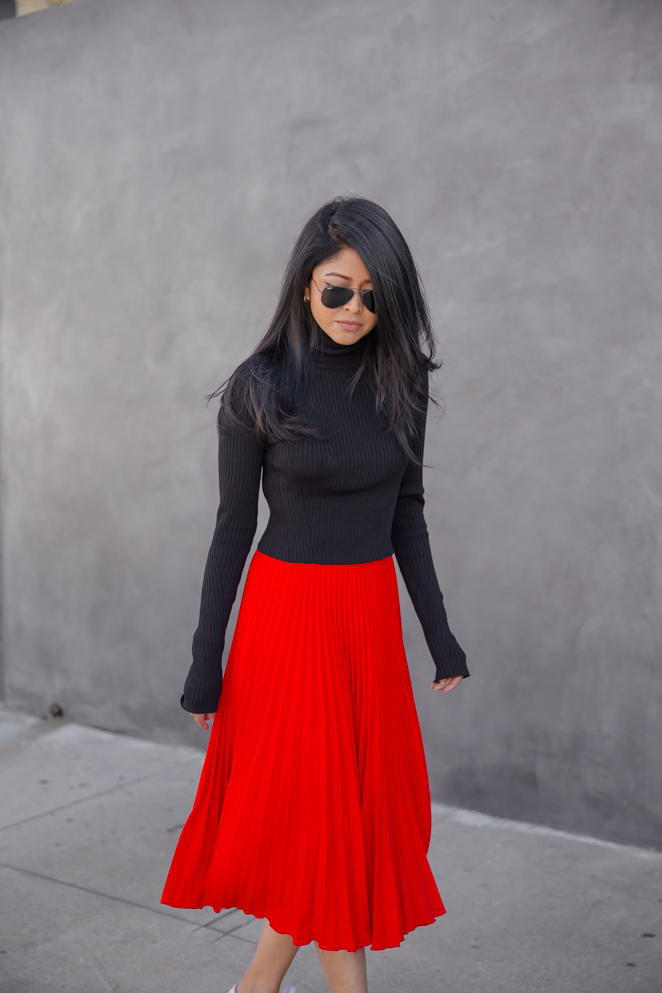 pleated skirts with converse 9