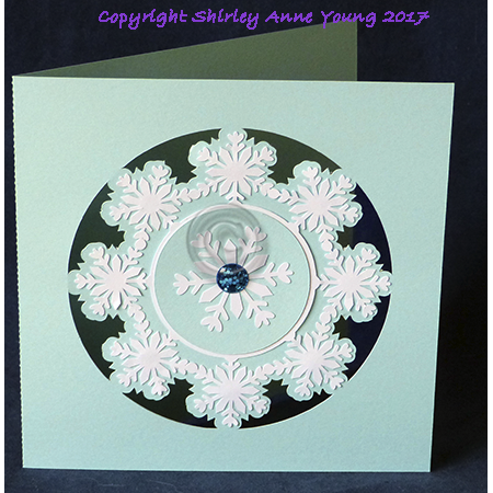 Shirley's Cards: Freebie Snowflake Christmas Card