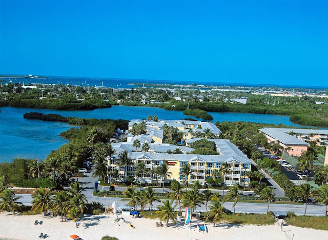 Reserve a stay at Sheraton Suites Key West. Located beachfront, this four-star, all-suites hotel offers a relaxing retreat in beautiful Key West, Florida.