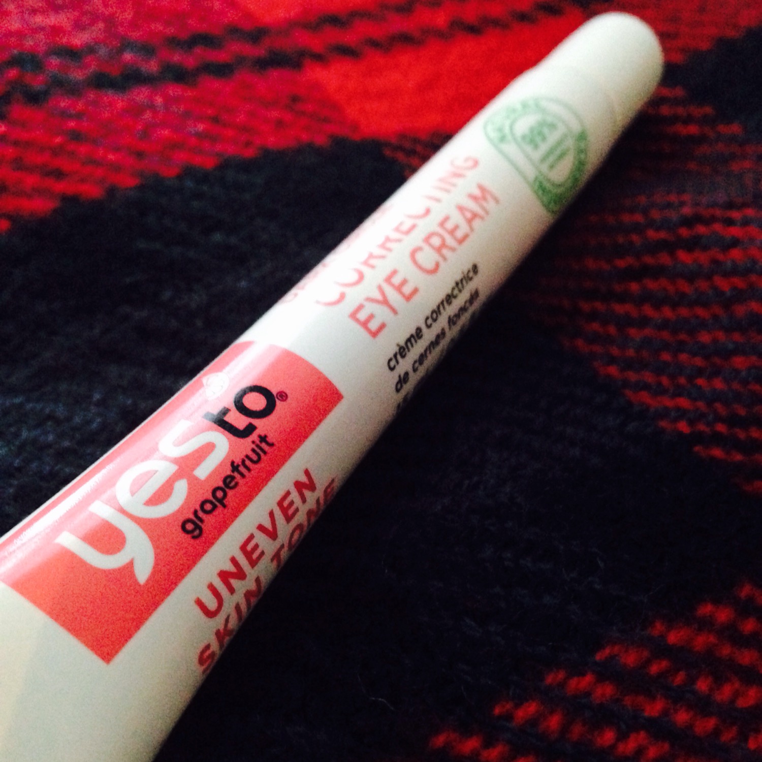 yes to grapefruit dark circle correcting eye cream