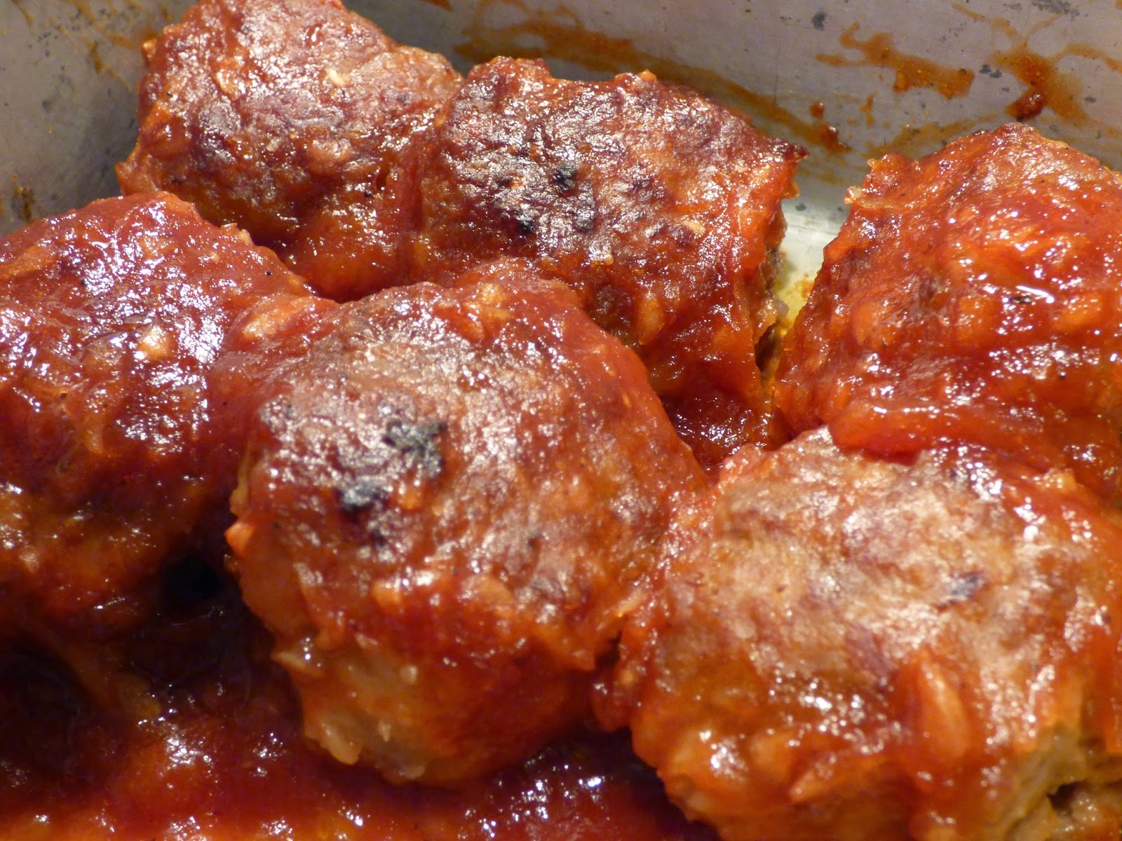 The Other Side of Wonderland: Comfort Meatballs by Ree Drummond 