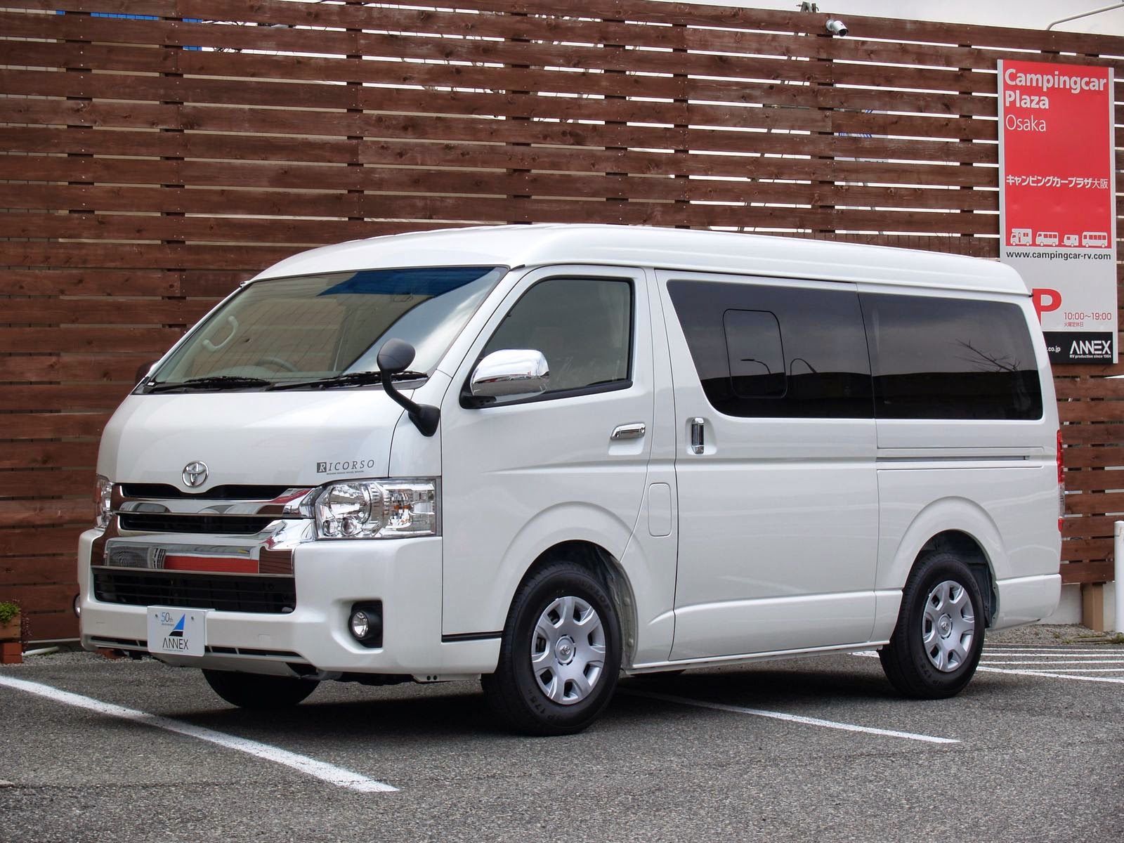 キャンピングカープラザ大阪の日記 4型ハイエース用アミエース