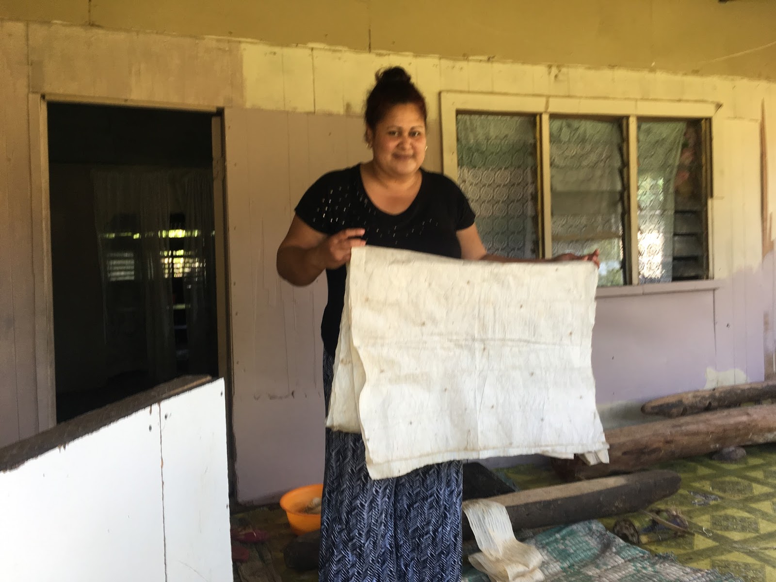 Thomsons In Tonga: Making Tapa Cloth Aug 30