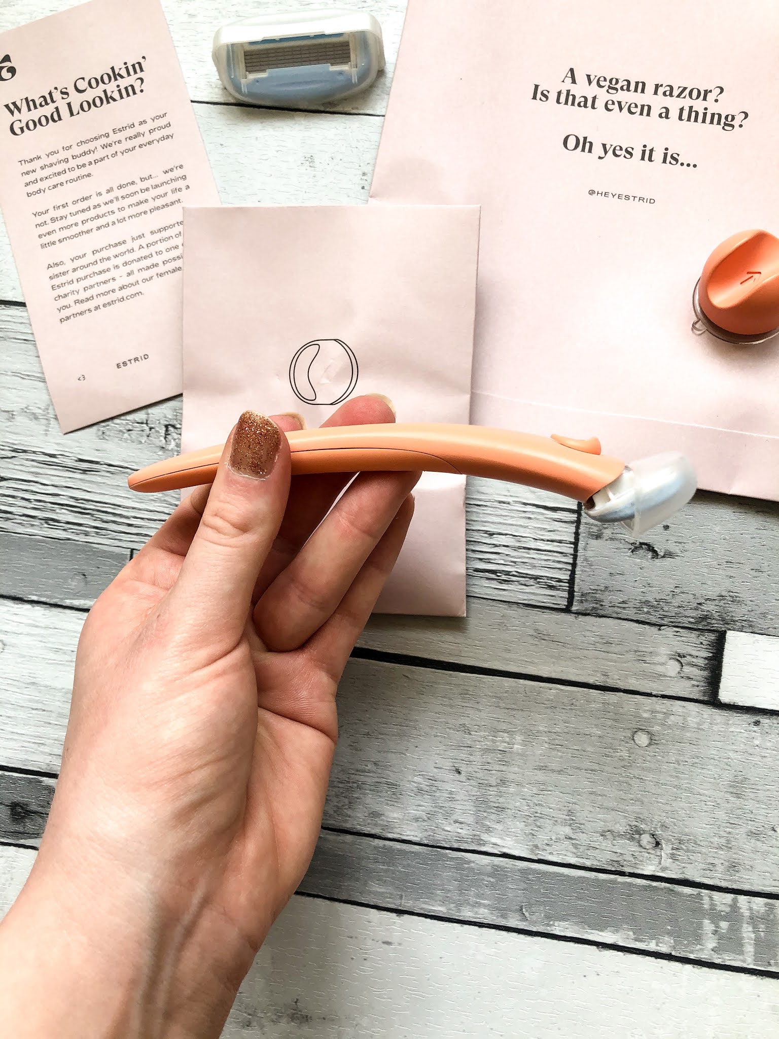 CHANGING THE RAZOR GAME WITH ESTRID - VEGAN AND SUSTAINABLE RAZOR FOR ...