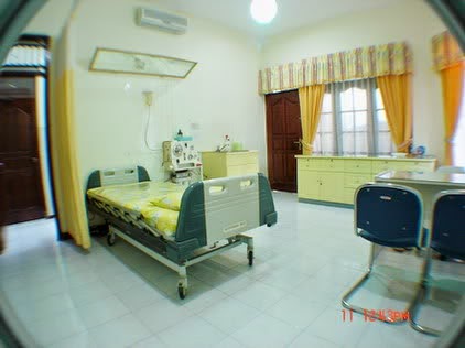 room untuk klinik: warna untuk klinik bu bidan rismala / mama dame