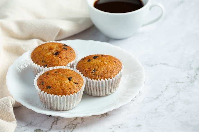 Muffin allo yogurt con pezzetti di cioccolato