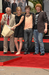 rupert grint hermione feet emma watson granger harry potter daniel radcliffe friends tickled teenidols4you general bonus footsie jennifer tierney gene