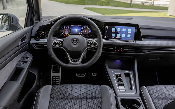 VW Golf 2022: disparada de vendas de híbridos esbarra em escassez de baterias