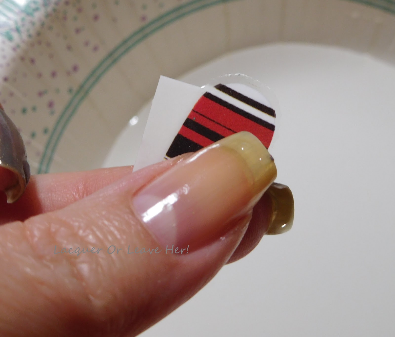 Lacquer or Leave Her! Review & tutorial Water decal nailwraps from Charlie's Nail art