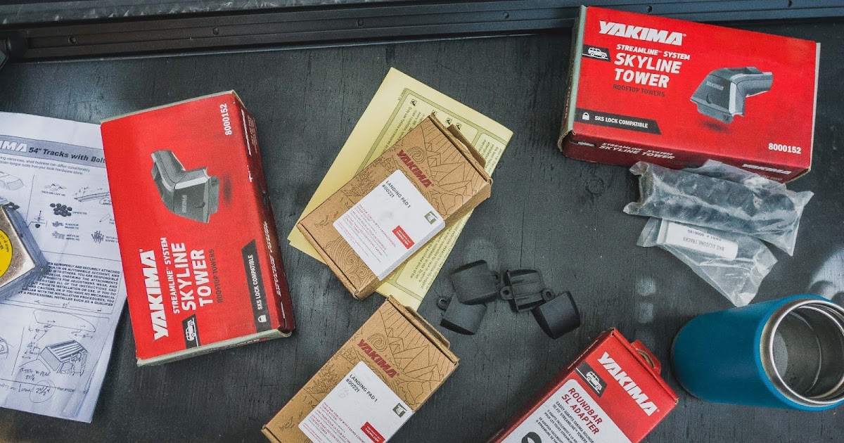 Sprinter van Yakima roof rack and awning