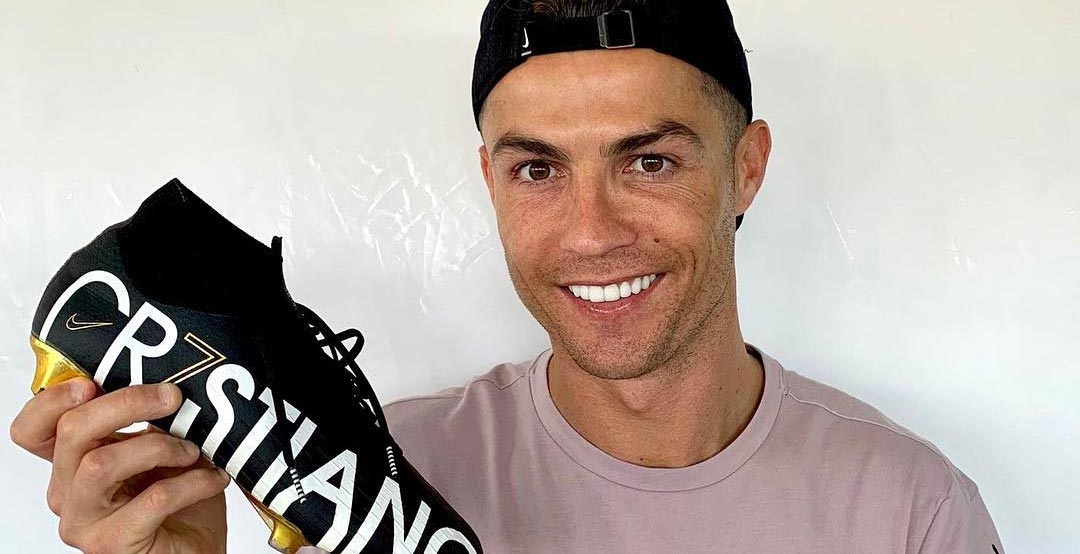 Abandonment hijack Disgust Restock: Limited-Edition Nike Mercurial Superfly Cristiano Ronaldo 2019  Signature Boots Released - Footy Headlines