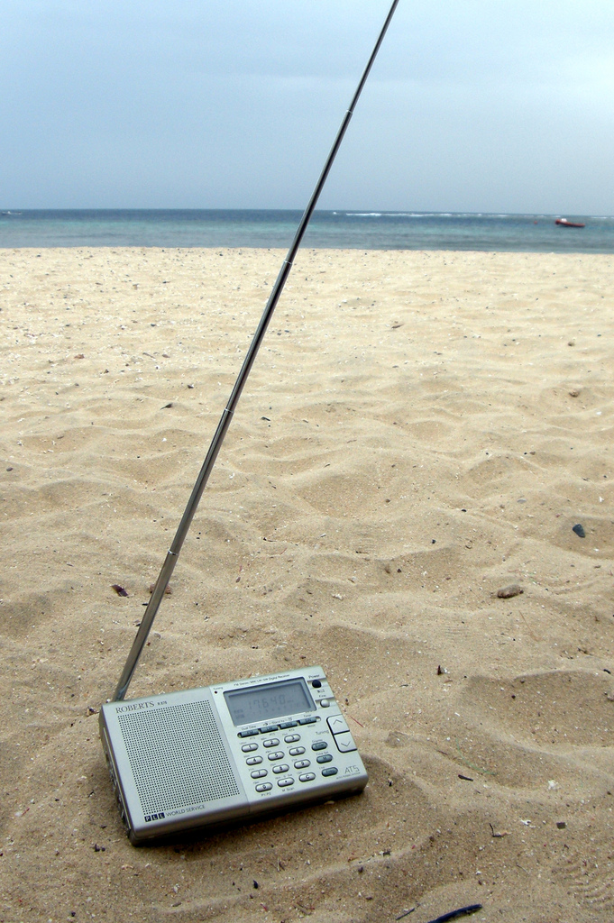 London Shortwave Reaction to Radio Australia's planned shortwave closure