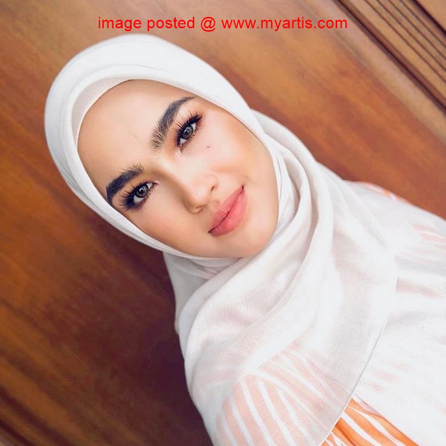 MYARTIS.COM | MYARTIS | MY | ARTIS: FOTO 'KEKASIH BARU': "TAK MAINLAH