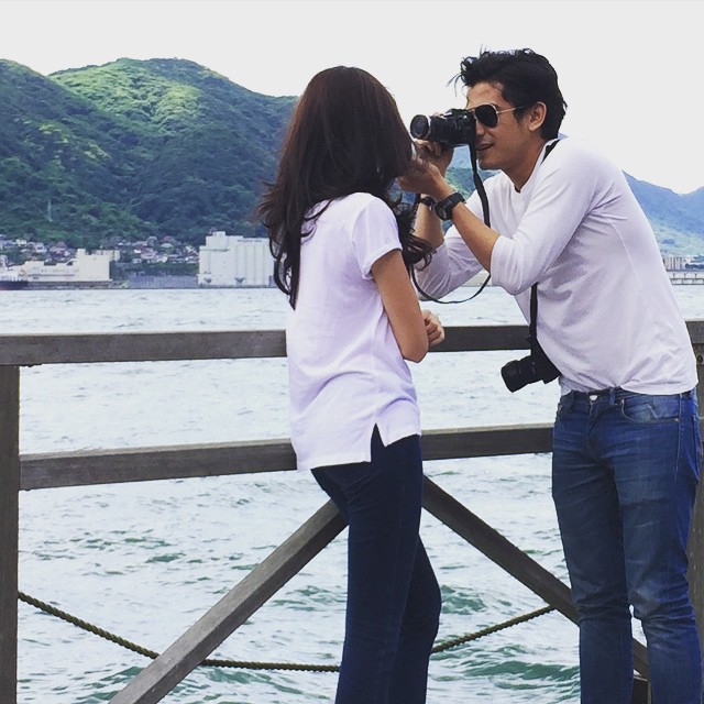 "ฌอห์ณ จินดาโชติ - เอสเธอร์ สุปรีย์ลีลา นิตยสาร HONEYMOON+TRAVEL"