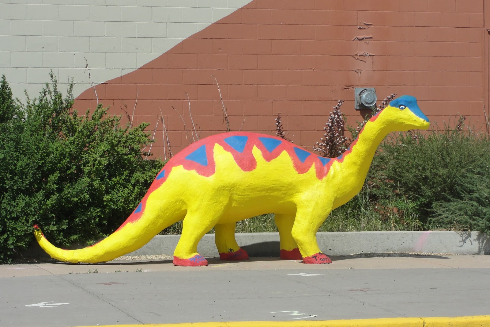 Dinosauria The Roadside Dinosaurs of Drumheller