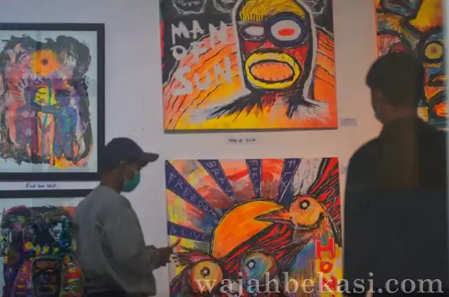 PAMERAN LUKISAN BERANJAK UNTUK TERBIT PAMERAN LUKISAN BERANJAK UNTUK TERBIT
