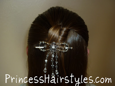 fancy half ponytail hairstyle