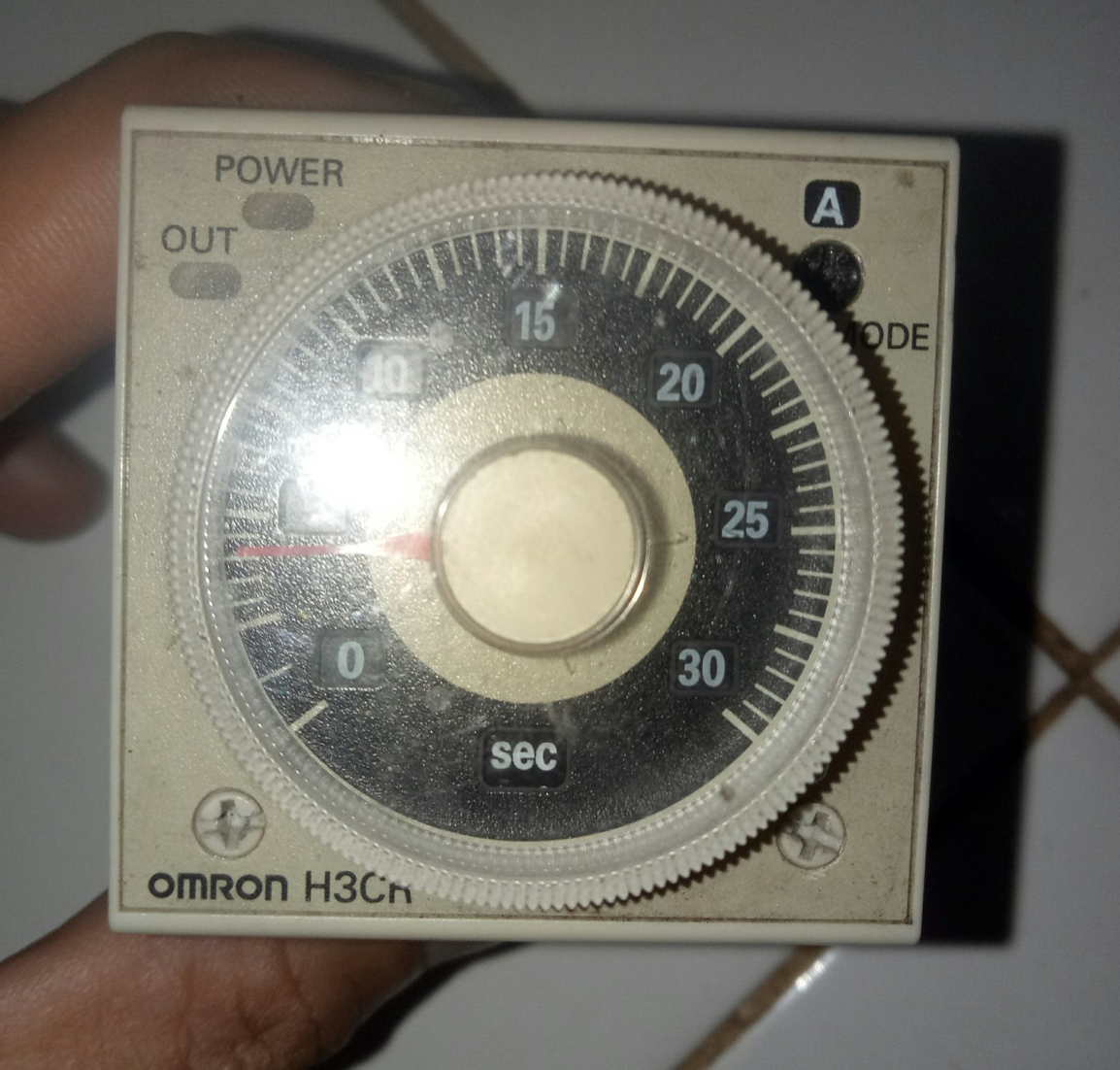 Cara pemasangan timer delay relay pada rangkaian kontrol stardelta