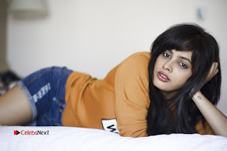 Nandita Swetha Latest HD Pictureshoot Gallery in Denim Shorts