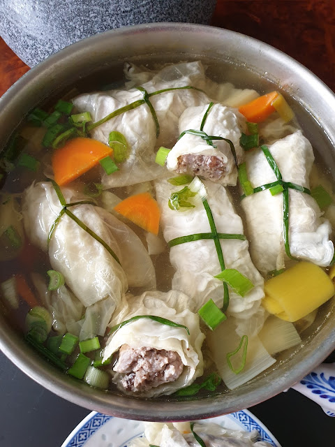 Petites bouchées de chou farcies à la viande;Petites bouchées de chou farcies à la viande