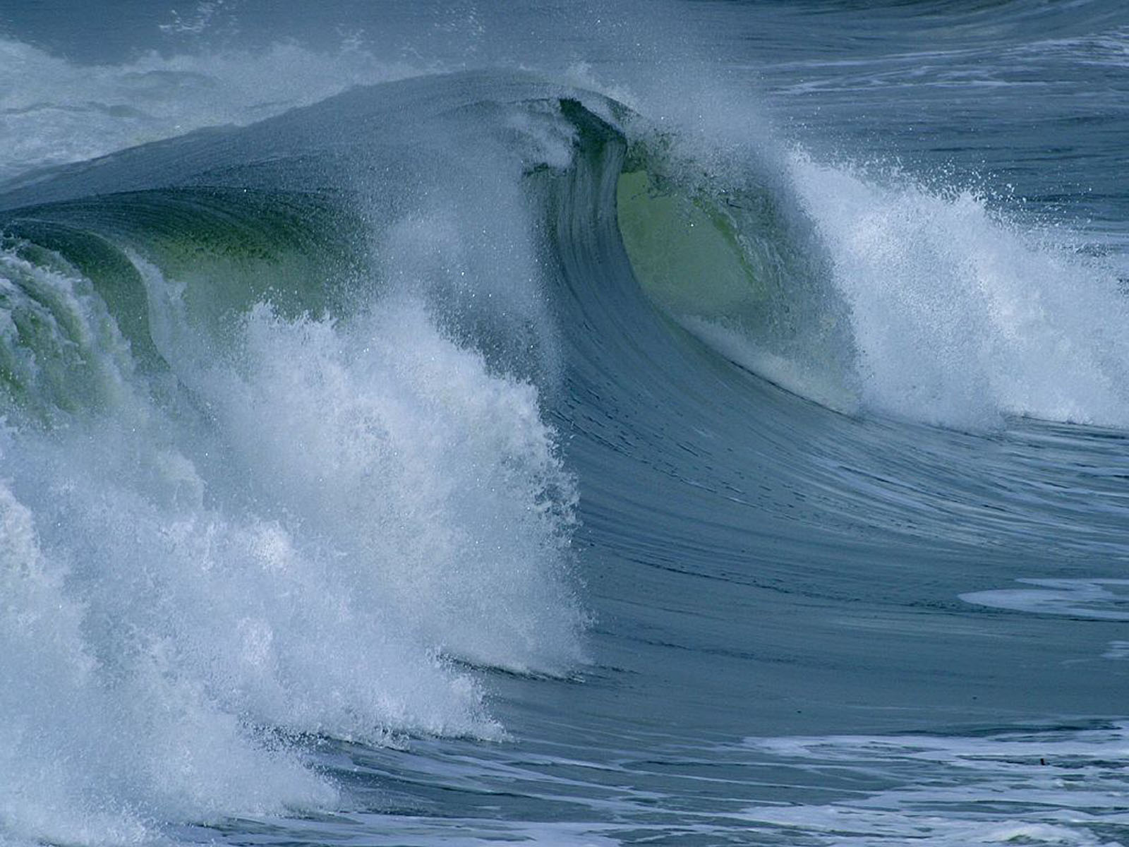 Про океанов видео. Море, волны. Океан волны. Высокие волны. Большие волны в океане.