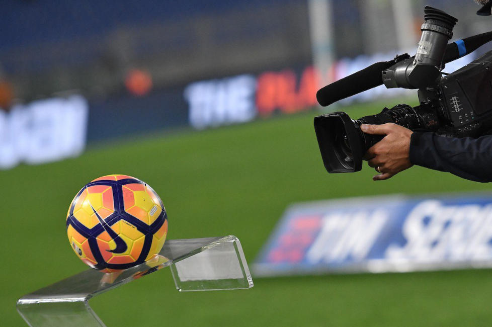DIRETTA Calcio: Spal-Roma Streaming Rojadirecta Milan-Benevento Gratis. Partite da Vedere in TV. Stasera Siviglia-Barcellona