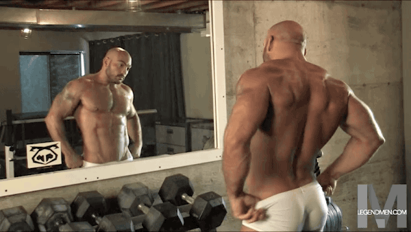 legendmen-angelo-d'luca-video-gif-1.gif