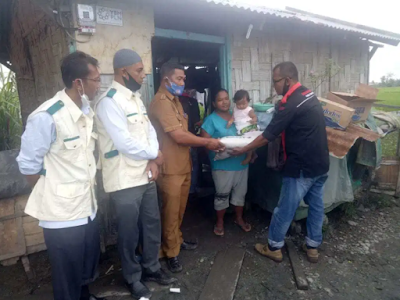 Komunitas KRNS Aksi Sosial Pemasangan Listrik Gratis Bagi Warga Kurang Mampu di Percut Sei Tuan