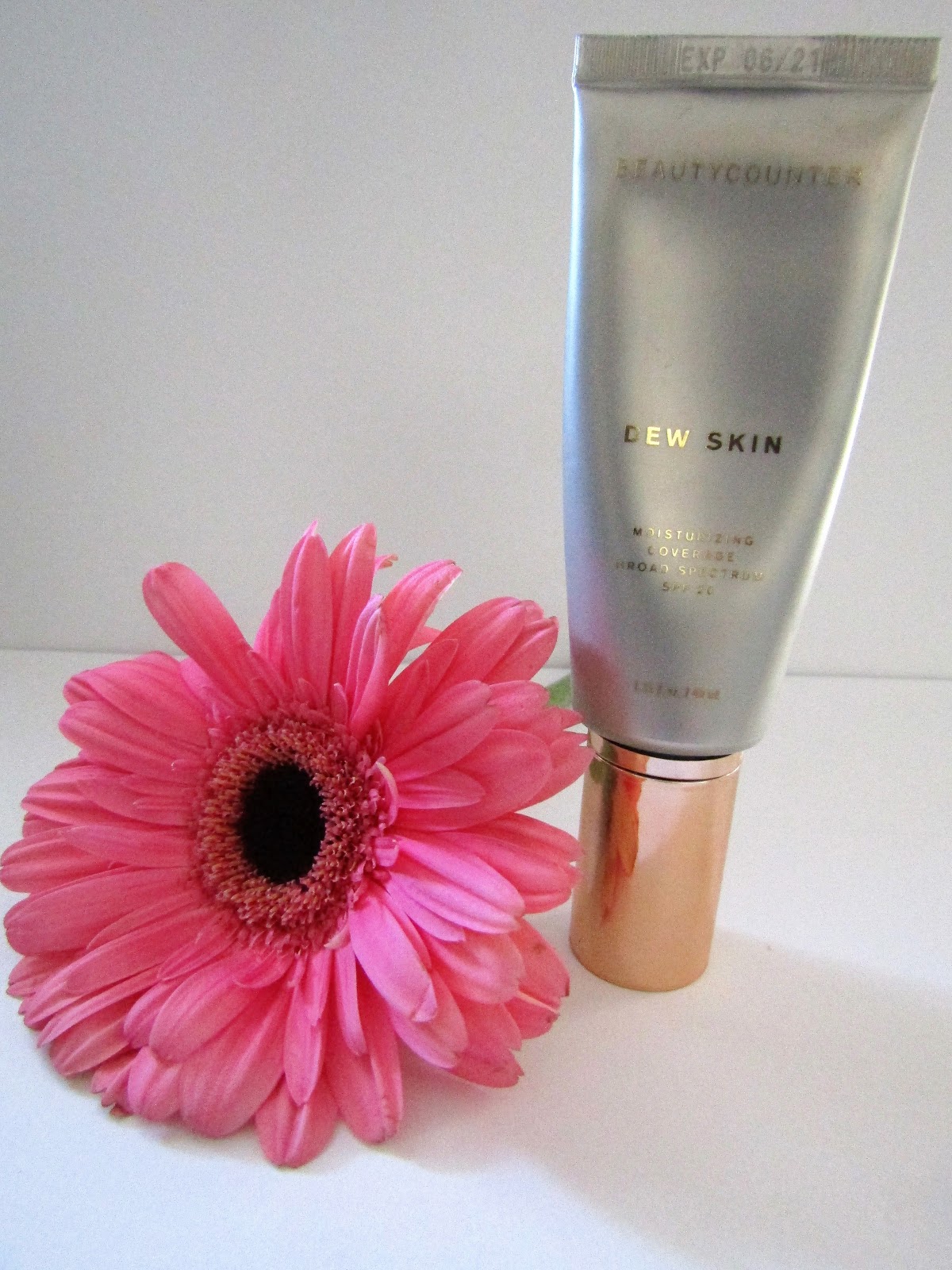 Peonies and a Latte MY BEAUTY FAVES Beautycounter Dew Skin Tinted