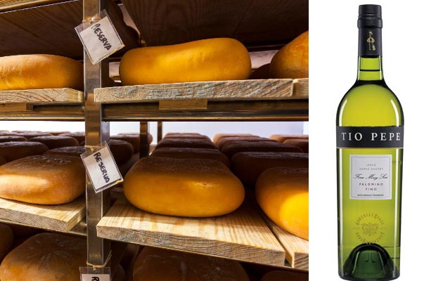queso mahon y vino fino tio pepe
