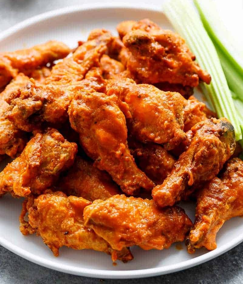 crispy buffalo chicken wings (baked)