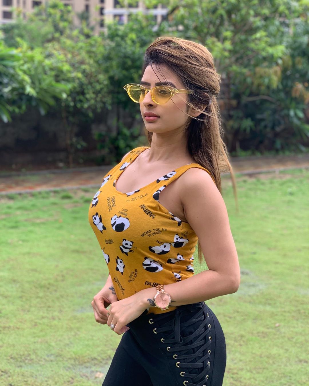 Ankita Dave Hot & Beautiful Pics in Yellow Dress 🔥.