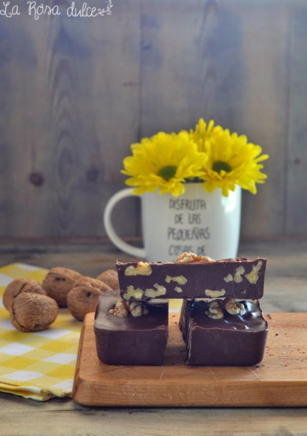 Barritas de chocolate especiado con nueces sin lactosa 