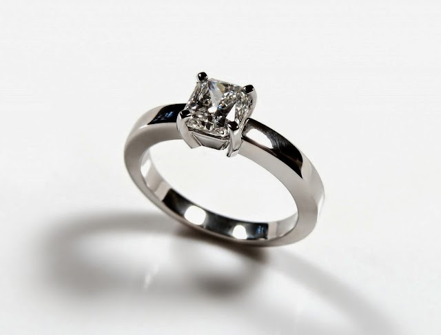 Latest Diamond Engagement Rings Collection by Vintage 2014