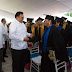 Rolando Zapata preside ceremonia de graduación de la UNO