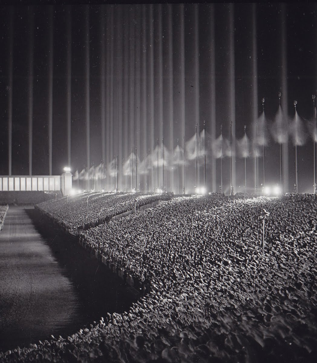 Nazi+rally+in+the+Cathedral+of+Light+c.+1937.jpg