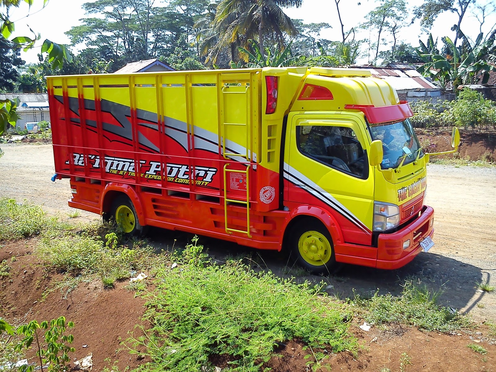 46 Modifikasi Mitsubishi Colt  Diesel  120  Ps  Terbaru Dan 