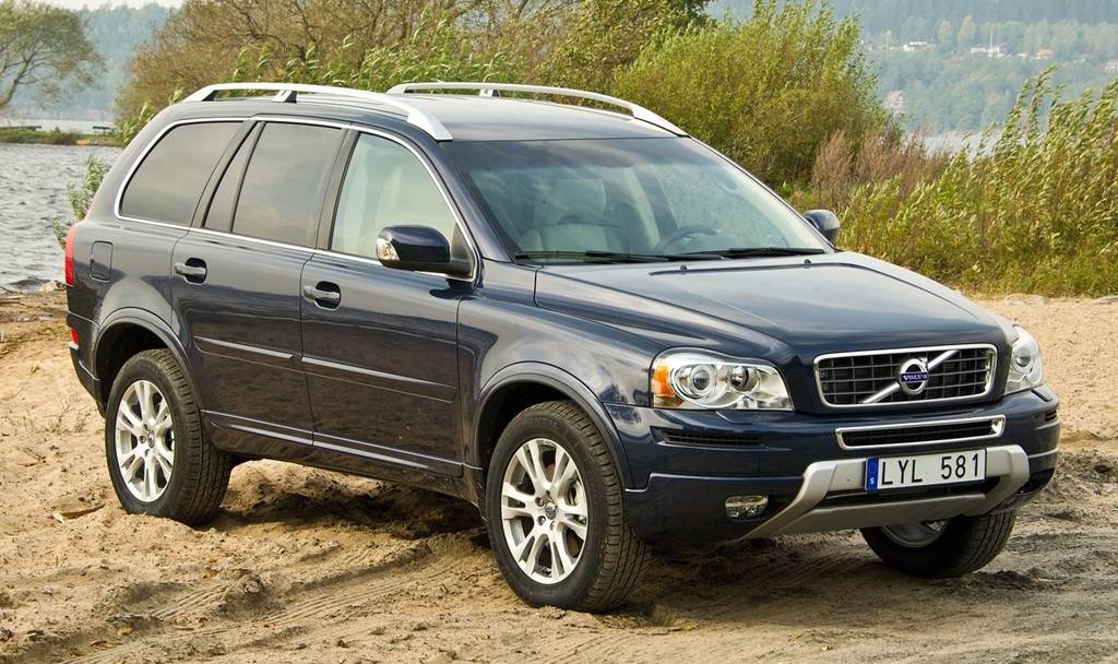 Volvo xc90 патрубок интеркулера Volvo xc90 патрубок интеркулера