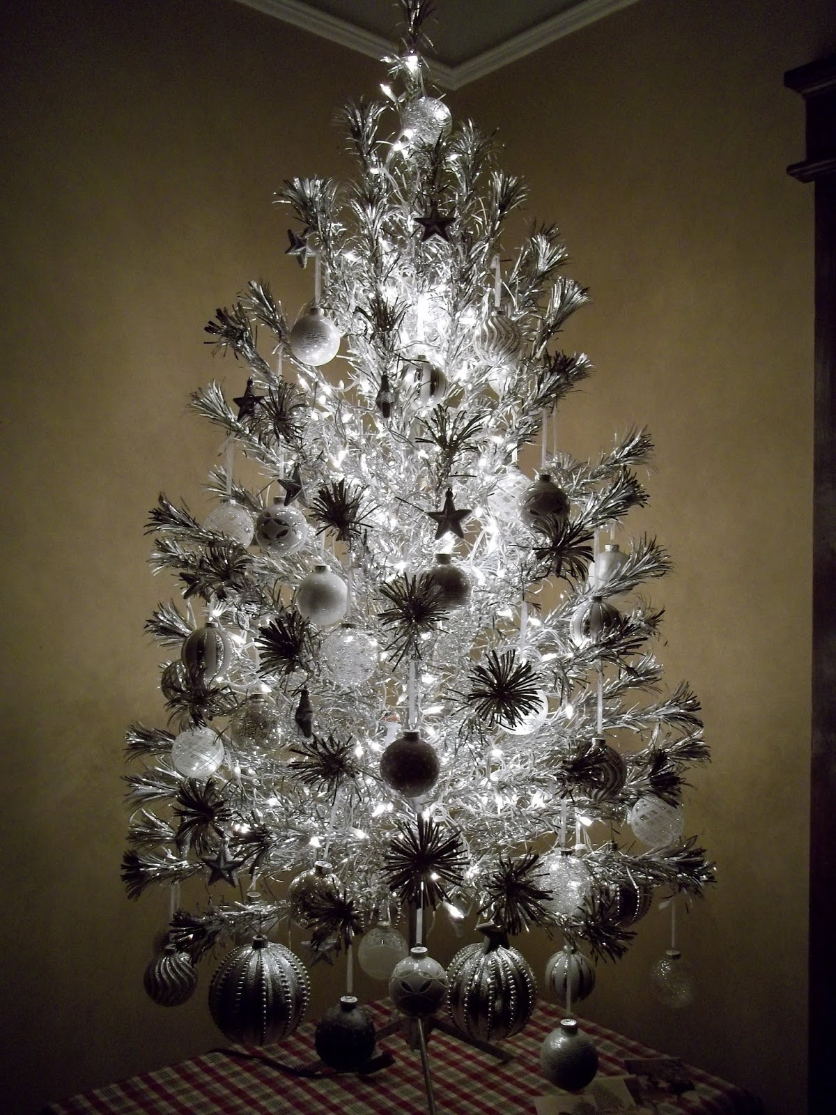 Pinewood Cottage Garden First Christmas Tree this year