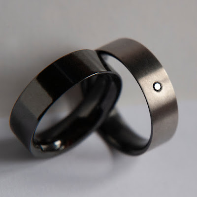 Black Spirit Sunset wedding rings