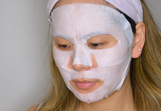 Glamglow Thirstysheet SOS Intensive Hydrating Cream Sheet Mask Selfie